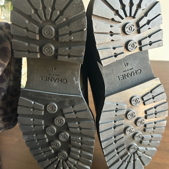 CHANEL Black Leather Ankle Boots size IT 41 - Picture 5 of 6